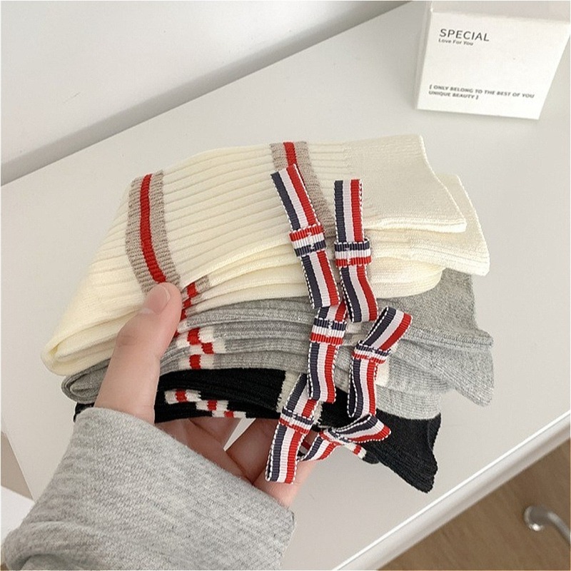 جوارب نسائية مخططة من القطن ال - مراجعة Cotton Crew Sock Pack وسعره