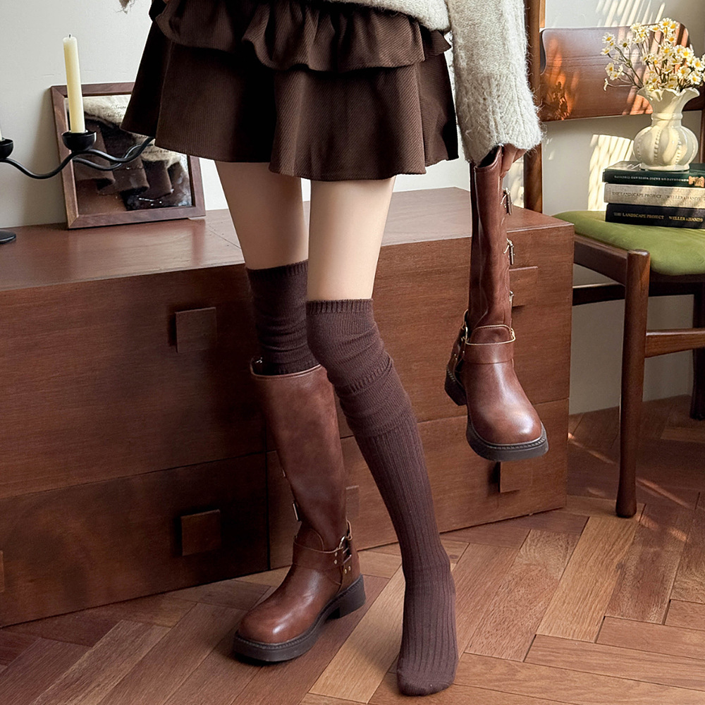 جوارب طويلة فوق الركبة للنساء  - مراجعة Boot Sock Slouchy وسعره